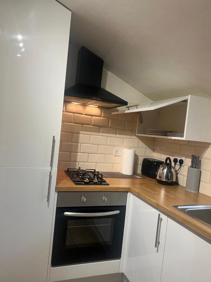 Апартаменти Large Modern Studio Flat Лондон Екстер'єр фото